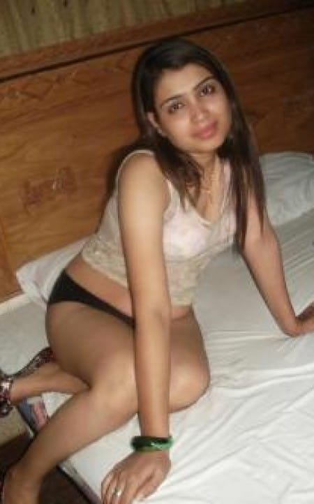 RIYANA Kuwait City escort