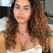 Anna Paris escort