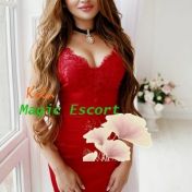 Zoya Cologne escort