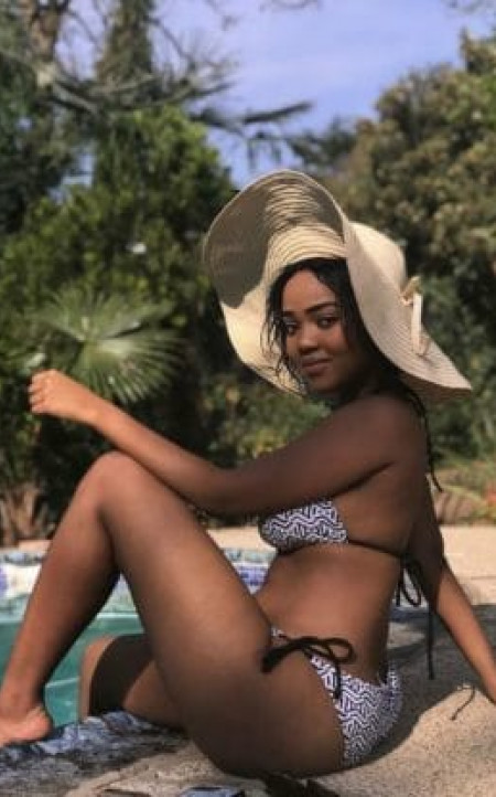 Crystal Bangalore escort