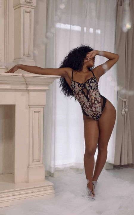 anjali Manama escort
