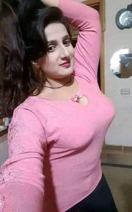 topmumbaiescorts.net  | Priya Bhatt Mumbai escort