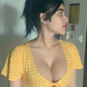 Female Call girls in Nehru Place Delhi escort