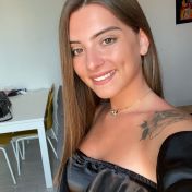 Avelaine Paris escort