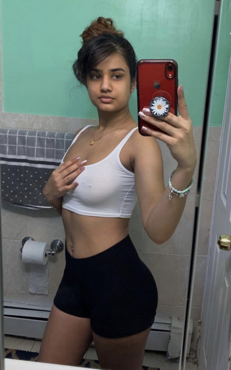Sophia Kuwait City escort