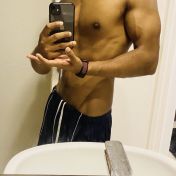 Shev Colombo escort