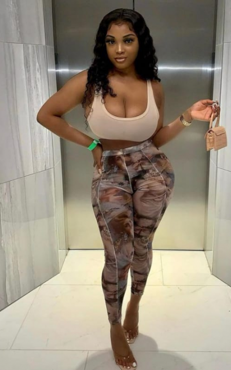 Zinny accra escort