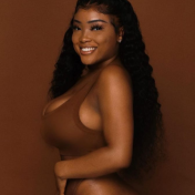 Zinny accra escort