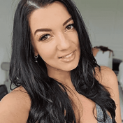 Anya London escort