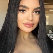 Louise Dubai escort
