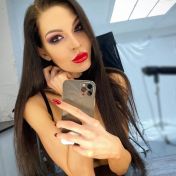 ZHANNETTA Warsaw escort