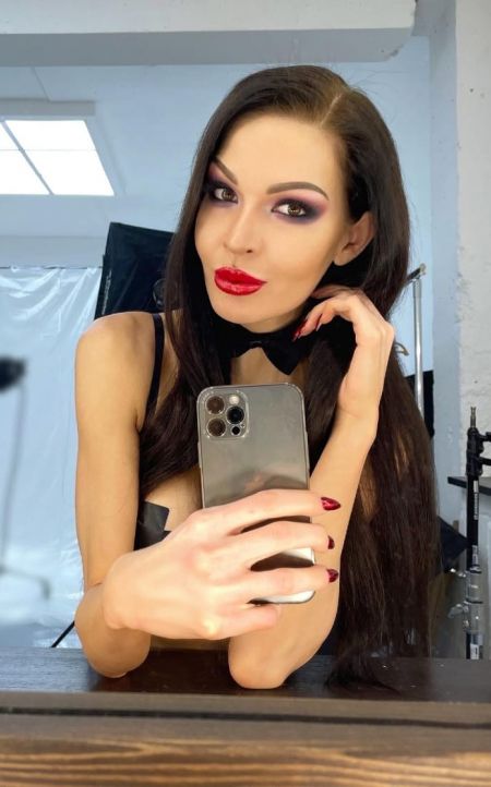 ZHANNETTA Warsaw escort