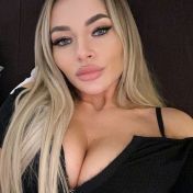 Asya Dubai escort