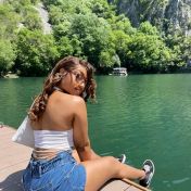 Shania London escort