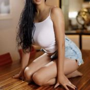 falvia Colombo escort