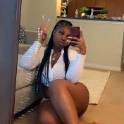 LUCY Jeddah escort