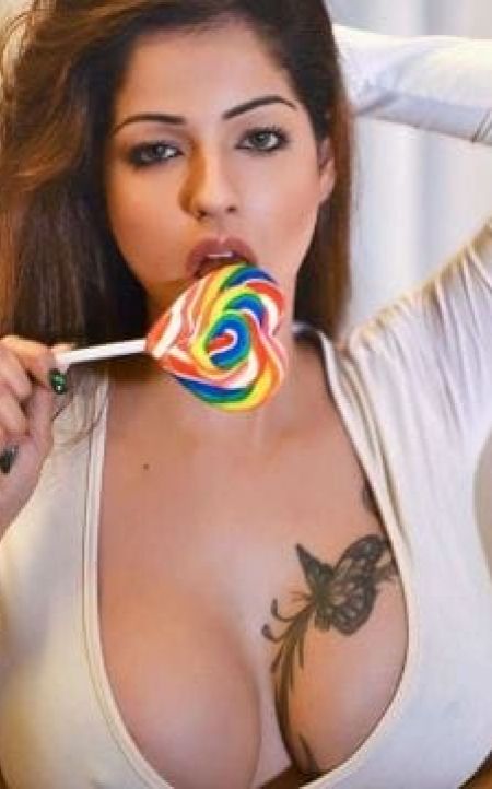 mehak bhatt escorts agency Delhi escort