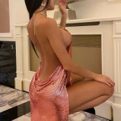 Annie Paris escort