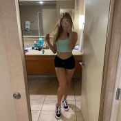 Lolita Le Havre escort