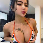 Hilary Dubai escort