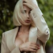 Josette Colombo escort