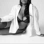 Laura Lisbon escort