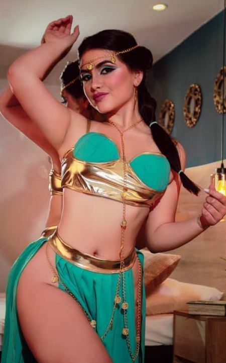 Juliet Sydney escort