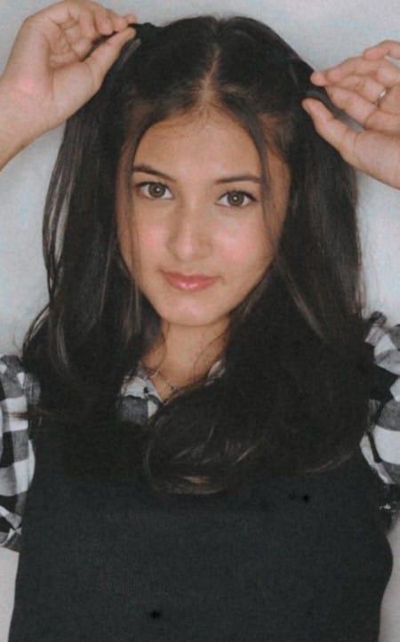 Teena Delhi escort
