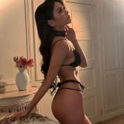 Surryle Dubai escort