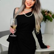Sasha Paris escort