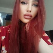 Angelina Paris escort