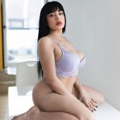 Lana Paris escort