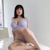 Lana Paris escort