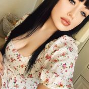 Lana Paris escort