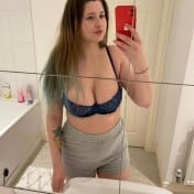 Kimmy Nassau escort