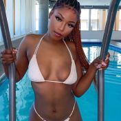 Iris Dubai escort