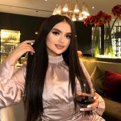 Louise Dubai escort