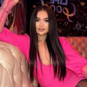 Louise Dubai escort