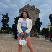 Daisy Paris escort