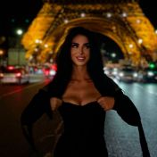 Michelle Paris escort