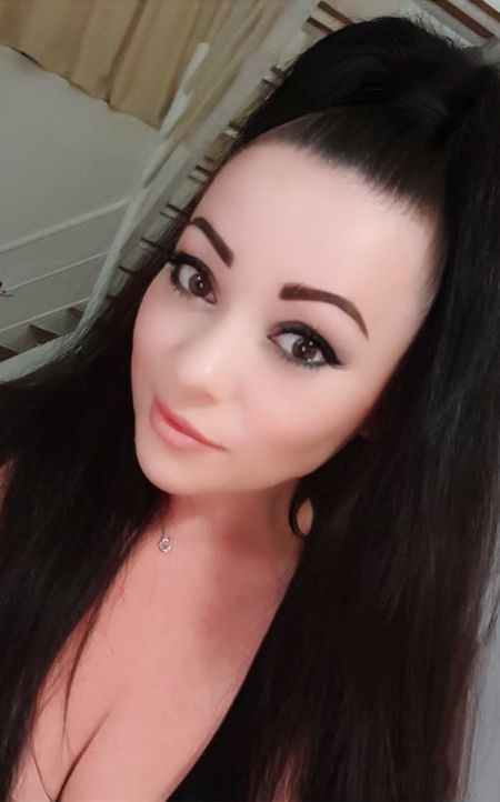 Monica Larnaca escort