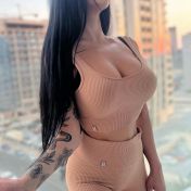 Simone Dubai escort