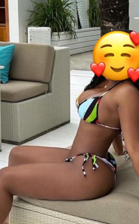 Dulce Mar&iacute;a Nassau escort