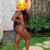 Dulce Mar&iacute;a Nassau escort