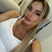 Alya Dubai escort