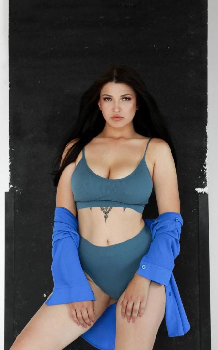 Rita Lisbon escort