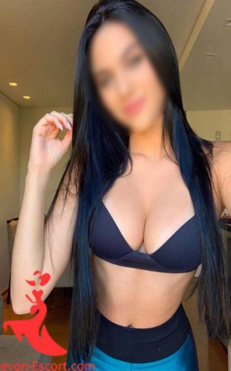 Georgiana Koln escort