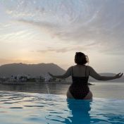 Alice Doha escort