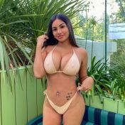 Luxifelicia Dubai escort