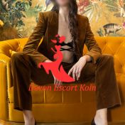 Zoe Koln escort